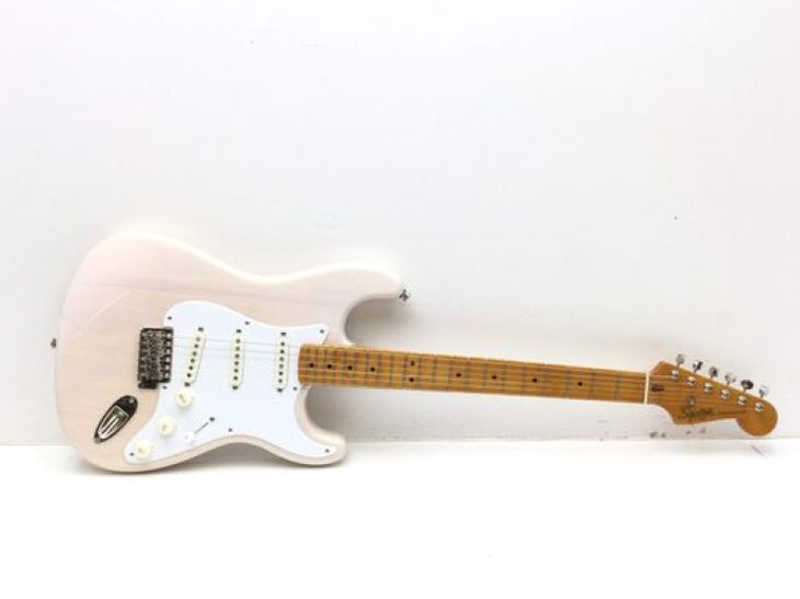 Squier Stratocaster - Imagen principal del anuncio