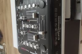 DJ-Plattenspieler
 - Bild