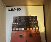 Pioneer DJ DJM-S5
 - Bild