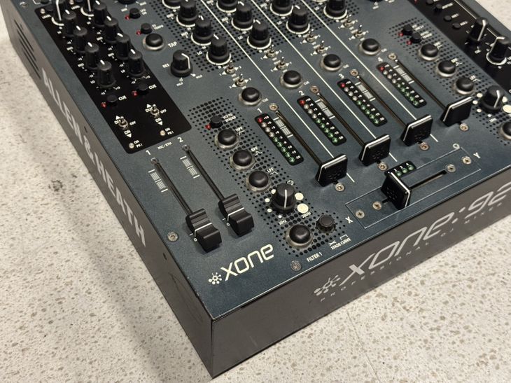 Allen and Heath Xone 92 - Imagen2