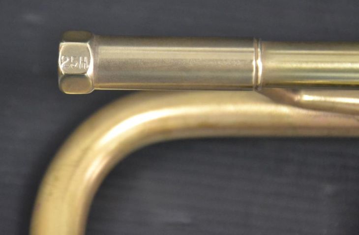 Trompeta DO Bach Stradivarius 239 - 25H - Imagen4