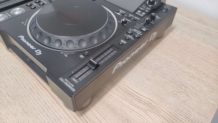 2x Pioneer DJ CDJ-2000 Nexus 2 - Immagine5