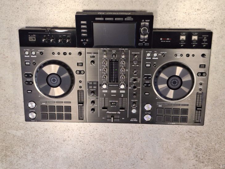 Pioneer DJ XDJ-RX2 - Imagen por defecto