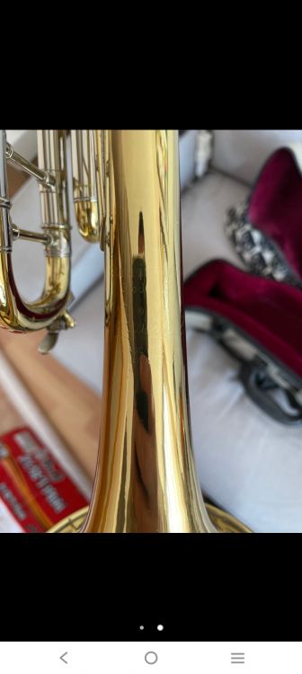 Vendo trompeta Bach - Imagen por defecto