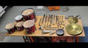 Batería musical en buen estado - Imagen