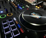 Pioneer XDJ-XZ
 - Bild