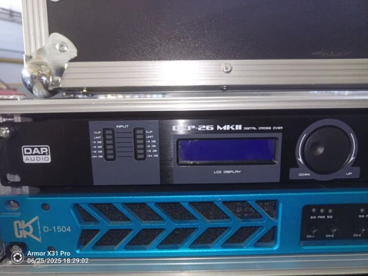 Etapa potencia/ amplificador CVR1504 10000W - Imagen2