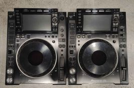 2x Pioneer DJ CDJ-2000NXS2 + Flightcases - Imagen