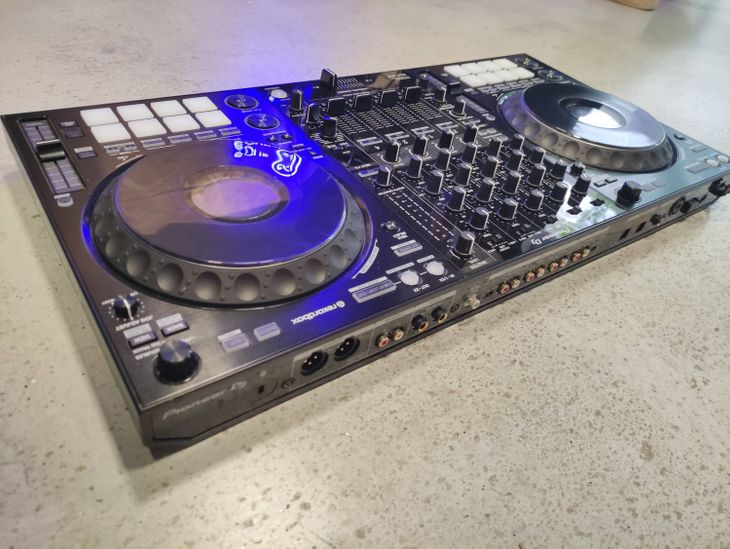 Pioneer DJ DDJ-1000 + Decksaver - Imagen5