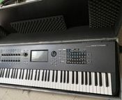 Yamaha Montage 7 Synthesizer
 - Bild