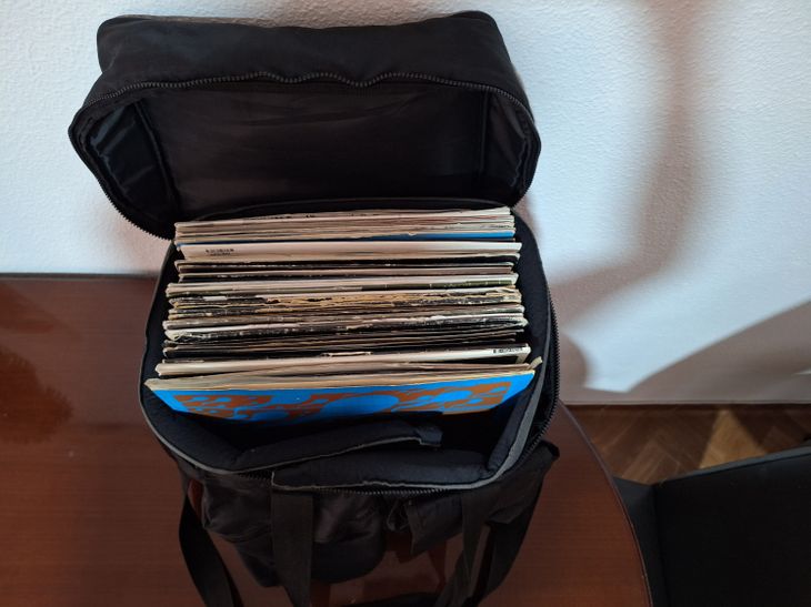 LOTE DE 64 VINILOS + MALETA - Bild2