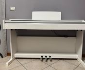 Yamaha YDP-144 + REGALO SGABELLO E LIBRI DI MUSICA - Imagen