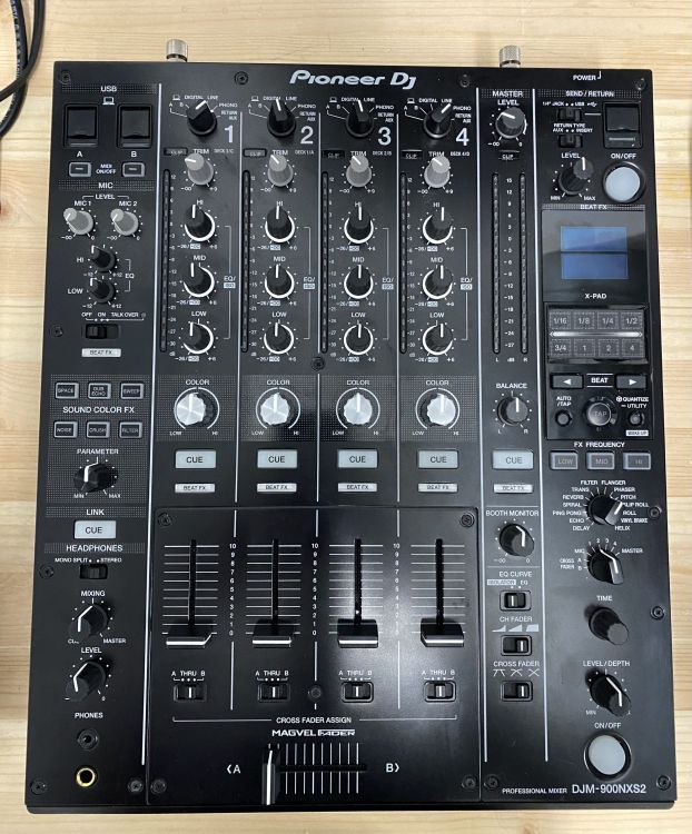 Pioneer DJ DJM-900 Nexus 2 - Imagen por defecto