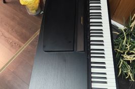 PIANO CLAVINOVA - Imagen