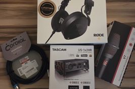 Home-Studio Set RØDE NTH-100 + sE V7 + Tascam Int. - Bild