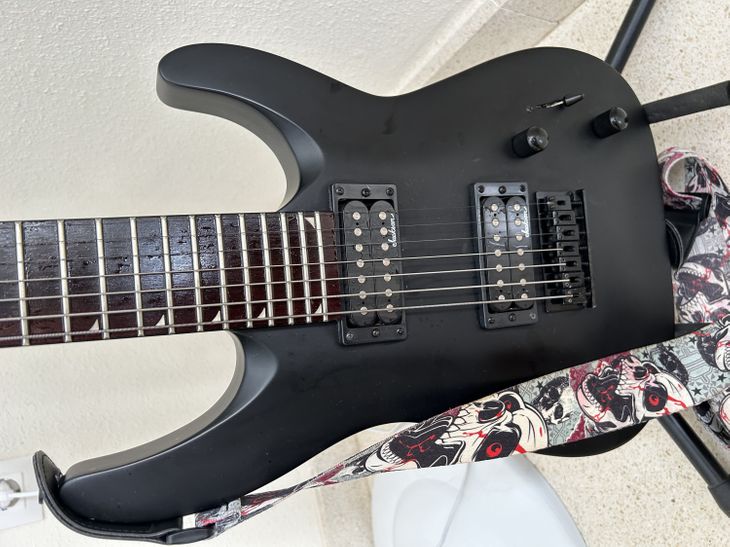 Jackson JS22-7 Dinky Satin Black - Immagine2