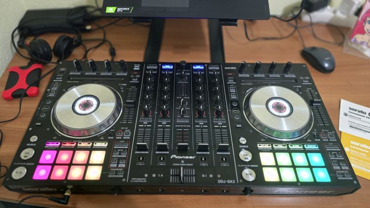 PIONEER DDJ SX2 + MALETA PIONEER + PACK SERATO DJ - Imagen por defecto