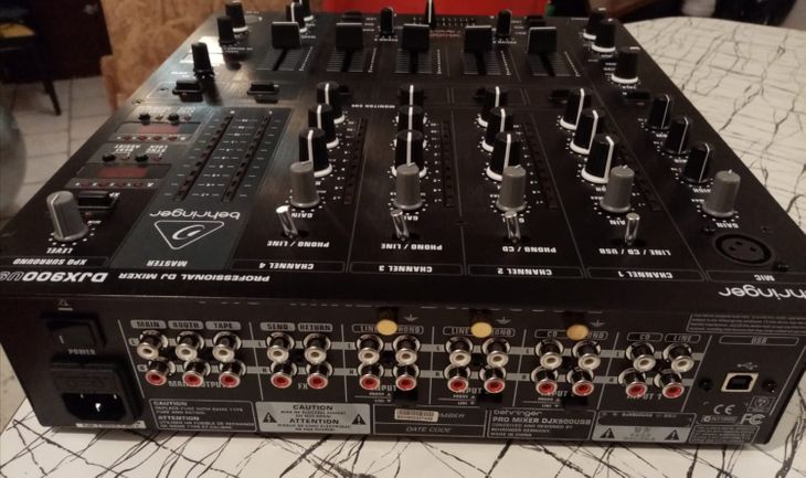 Table mixage DJ - Bild2