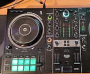 Vendo controlador DJ Hércules Inpulse 500 - Imagen