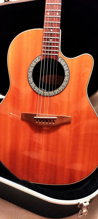 Guitarra Ovation Standard Balladeer 1771 USA - Imagen por defecto