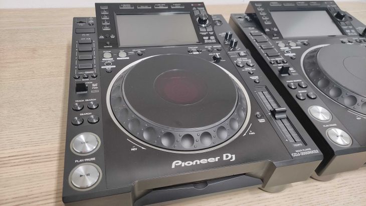 2x Pioneer DJ CDJ-2000 Nexus 2 - Imagen2