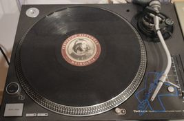 DJ-Equipment
 - Bild