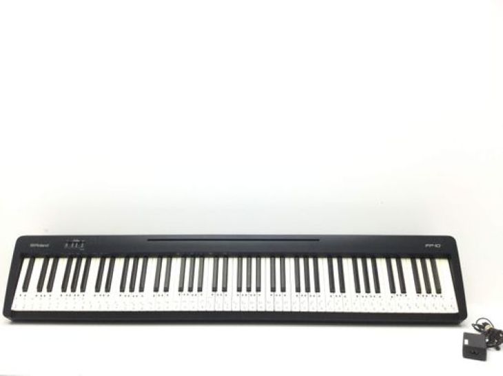 Roland FP10 - Main listing image