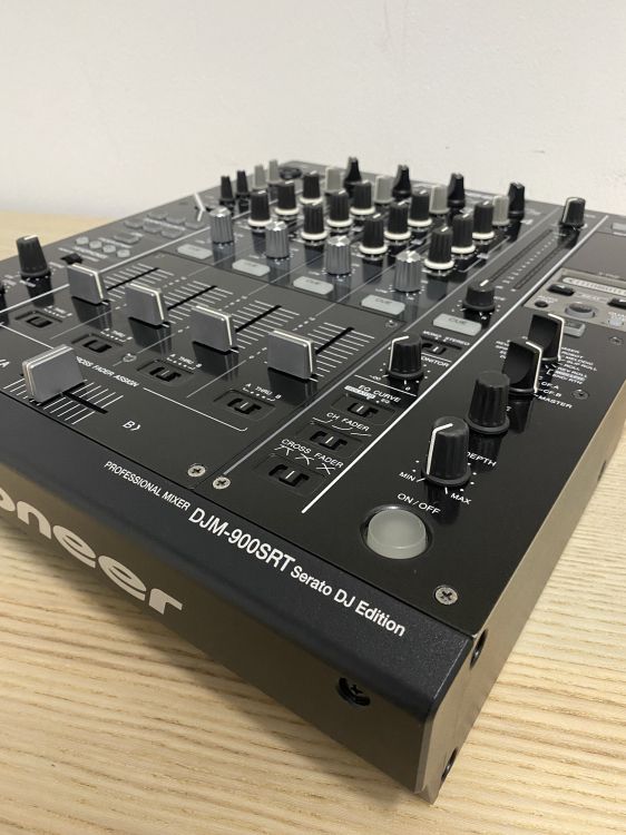 Pioneer DJM-900SRT Serato - Bild2