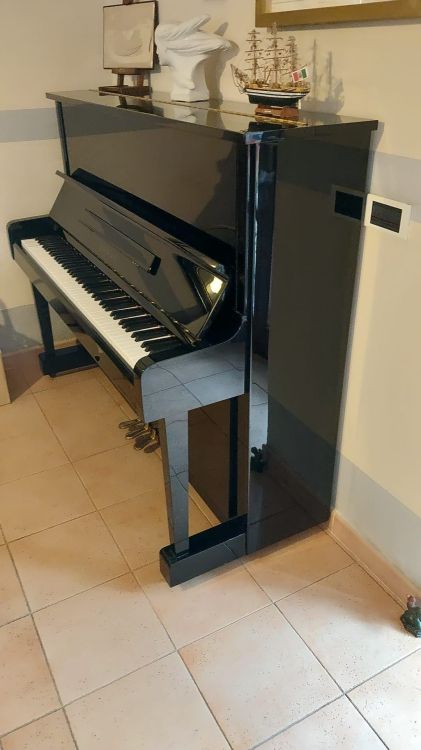 Pianoforte Kawai verticale - Immagine2