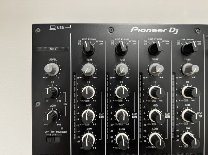 Pioneer DJM 750 MK2 - Imagen2