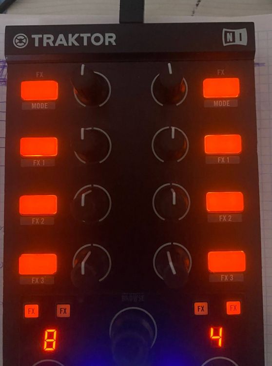 Controlador Native Instruments - Bild4