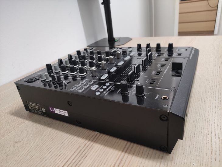 Pioneer DJ DJM-900 Nexus - Imagen3