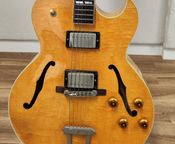 Ich verkaufe eine Gibson ES 175 aus dem Jahr 1994
 - Bild