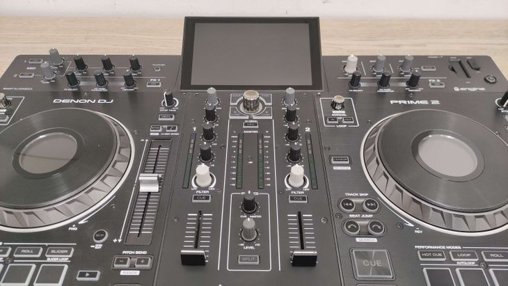 Denon DJ Prime 2 con flightcase y decksaver - Immagine3