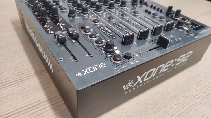 Allen Heath Xone 92 - Imagen2