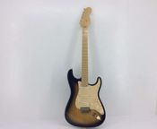 Fender Stratocaster Deluxe USA 50. Jubiläum
 - Bild