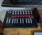 Arturia mini Lab MkII invertierte Ausgabe
 - Bild