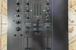 Professional two-channel mixer with 4 effects
 - Image
