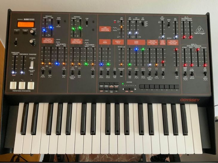 Behringer ODYSSEY Synth - Immagine3