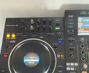 Système DJ tout-en-un 4 canaux UsedPionneer XDJ-XZ
 - Image