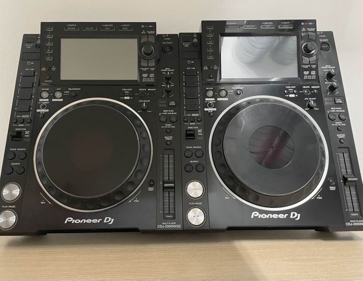 2x Pioneer DJ CDJ-2000 Nexus 2 - Imagen por defecto