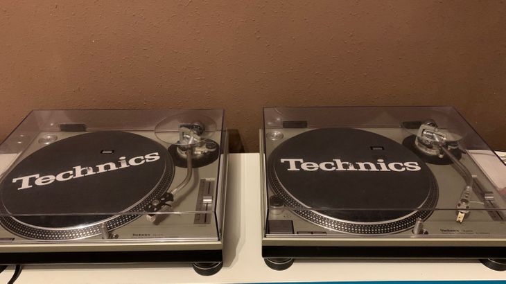 Technics sl 1200 mk2 - Image2