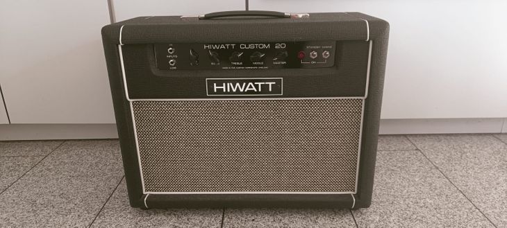 Hiwatt SA210 Guitar Combo - Imagen por defecto