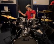Schlagzeugunterricht – für jedes Alter
 - Bild