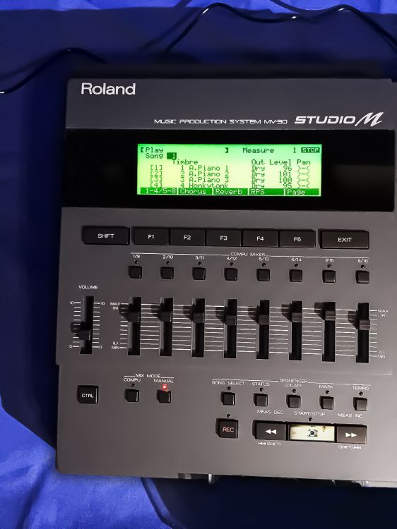 Modulo Sintetizador y Secuenciador ROLAND Studio M - Immagine2