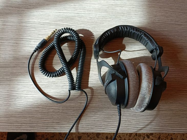 Beyerdynamic DT-770 Pro 250 Ohm - Imagen3