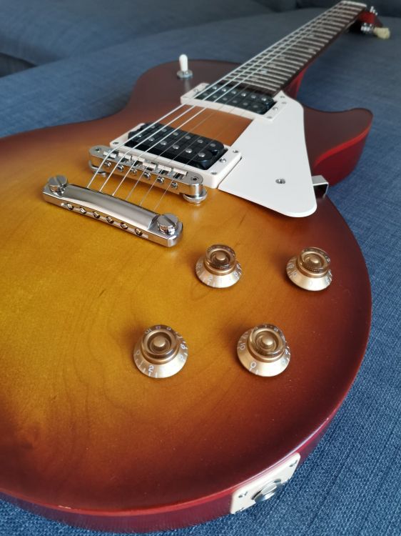 Gibson Les Paul Tribute - Imagen por defecto