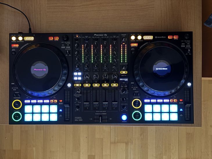 Pioneer DDJ 1000 - Imagen por defecto