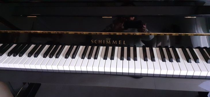 Piano Schimmel - Imagen2