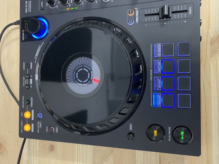 Pioneer DJ DDJ-FLX6 - Bild2